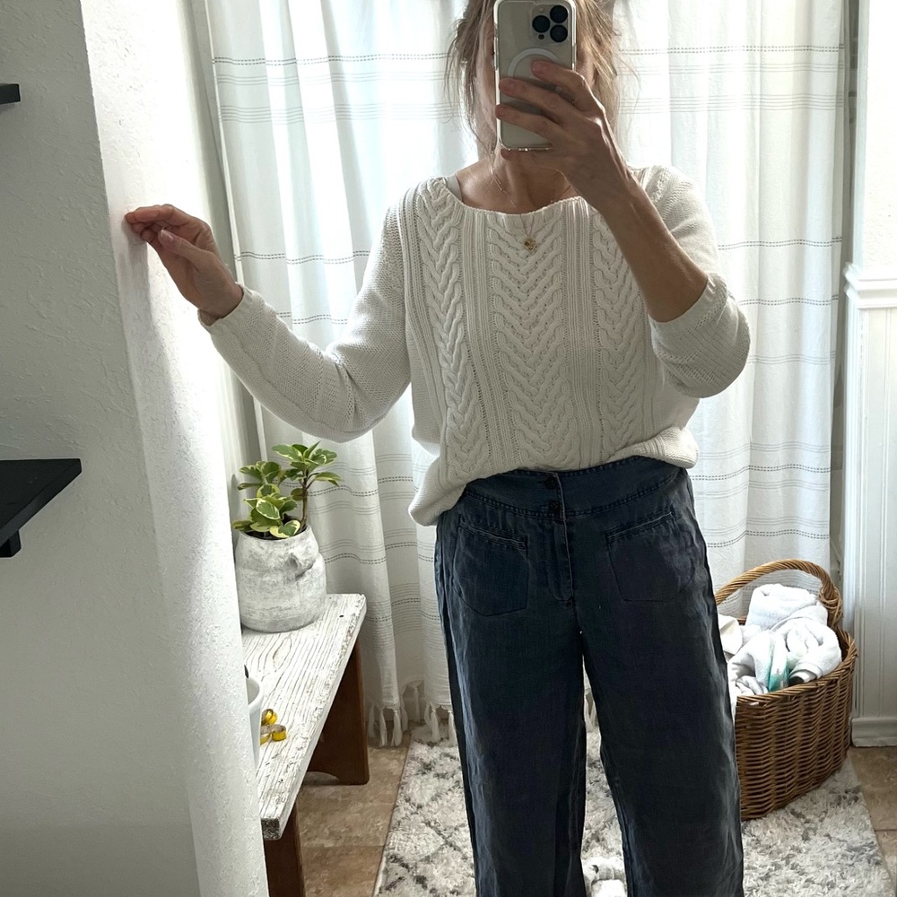 🍦Chico’s Blue 100% linen crop pants -size 1 (or US Sz 4-6) wide leg flowy